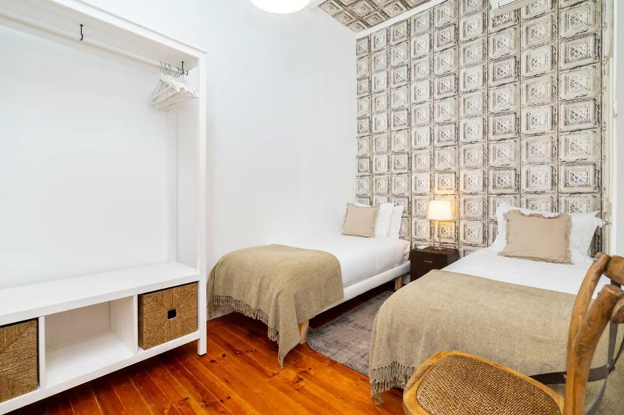 4 Bedroom Apartment On The City Center Lisbon 0*,