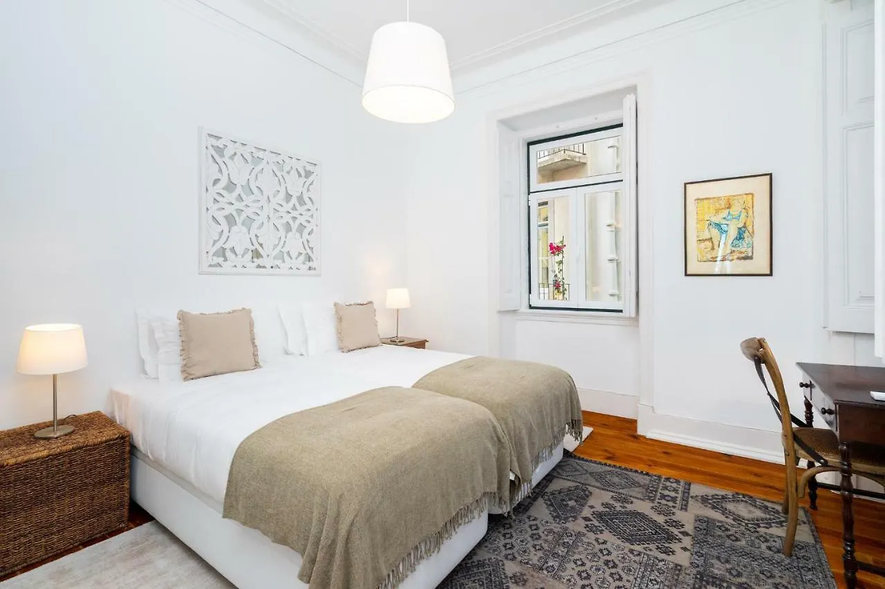4 Bedroom Apartment On The City Center Lisbon 0*,